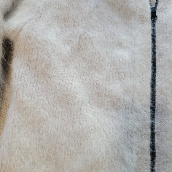 Vintage Venesha High Quality Angora Women's M White Comfort Soft Lined Collar - Picture 6 of 9